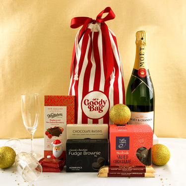 The Merry Moet Moment | Premium Champagne Gift